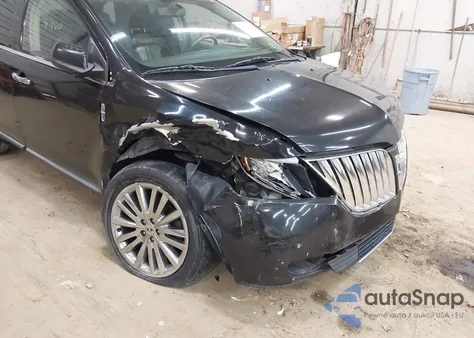 2011 Lincoln Mkx z USA, uszkodzony, nr VIN 2LMDJ8JK0BBJ21139